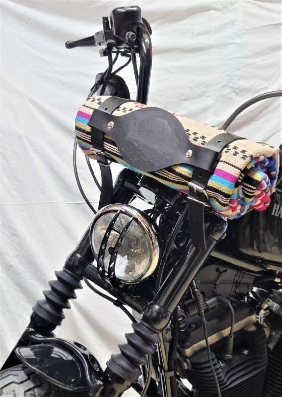 Porte / support couverture en Cuir véritable Noir + Couverture style  Mexicaine pour Bikers
